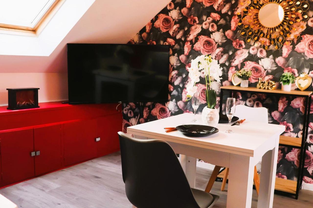 Romantic Studio Eve - Proche Gare - Netflix - Wifi Amiens Zewnętrze zdjęcie